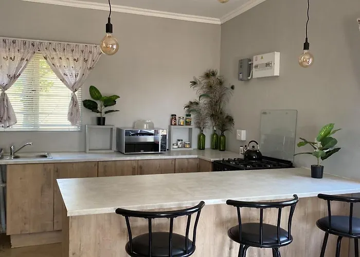 Le Petit Guesthouse